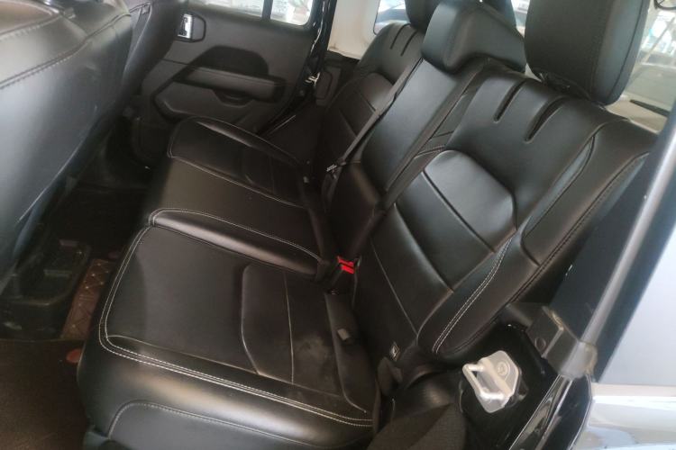 Used Jeep Wrangler New Energy 2021 Four-Door 2.0T 4xe Sahara Left Rear Seat
