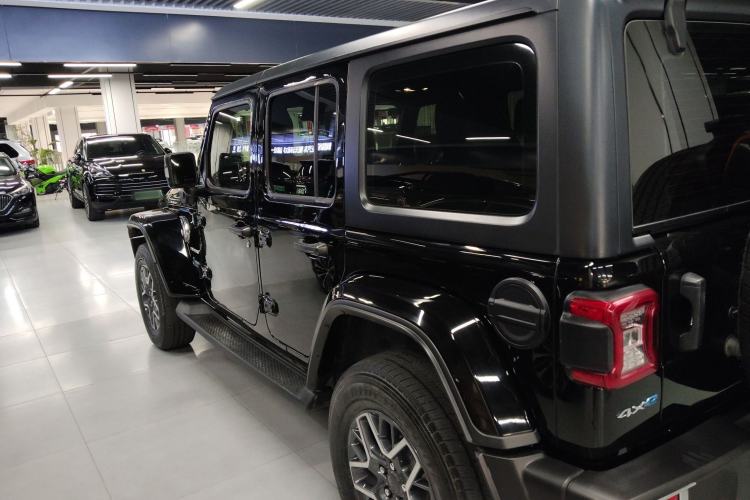 Used Jeep Wrangler New Energy 2021 Four-Door 2.0T 4xe Sahara Left Side