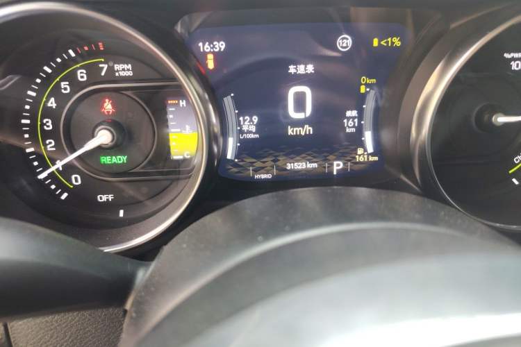 Used Jeep Wrangler New Energy 2021 Four-Door 2.0T 4xe Sahara First Edition Odometer Close Up