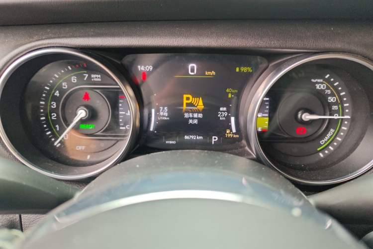 Used Jeep Wrangler New Energy 2021 Four-Door 2.0T 4xe Sahara First Edition Odometer Close Up