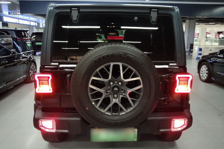 Used Jeep Wrangler New Energy 2021 Four-Door 2.0T 4xe Sahara Rear