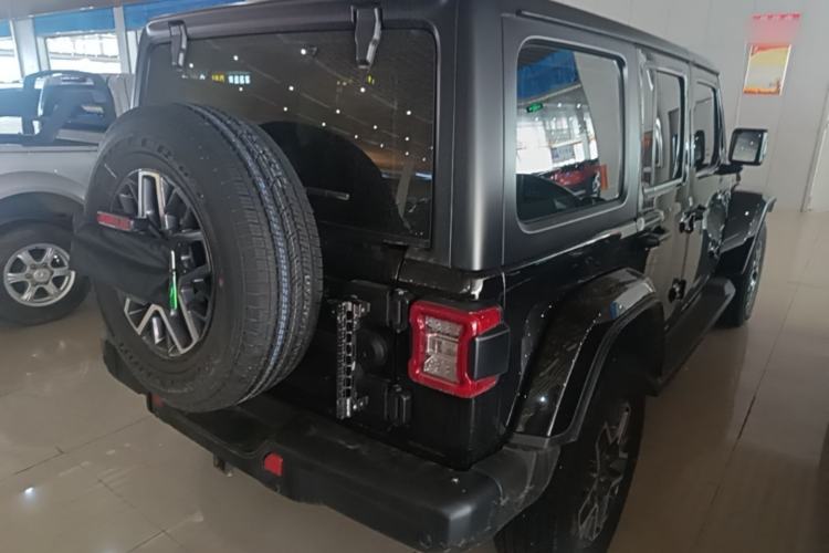 Used Jeep Wrangler New Energy 2021 Four-Door 2.0T 4xe Sahara Rear Right 45 Deg