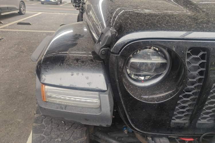 Used Jeep Wrangler New Energy 2021 Four-Door 2.0T 4xe Sahara Right Front Headlight