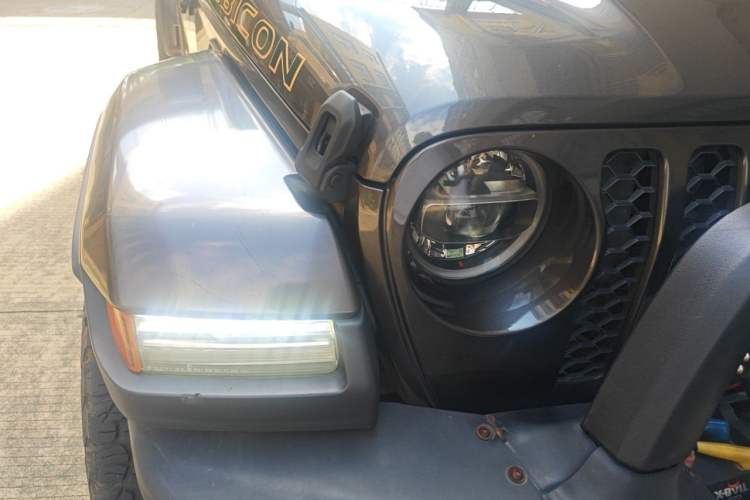 Used Jeep Wrangler New Energy 2021 Four-Door 2.0T 4xe Sahara First Edition Right Front Headlight