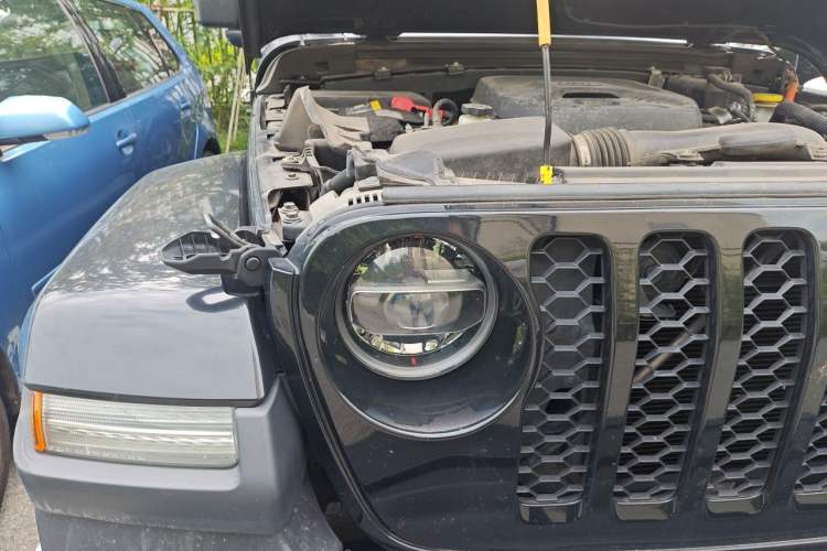 Used Jeep Wrangler New Energy 2021 Four-Door 2.0T 4xe Sahara First Edition Right Front Headlight