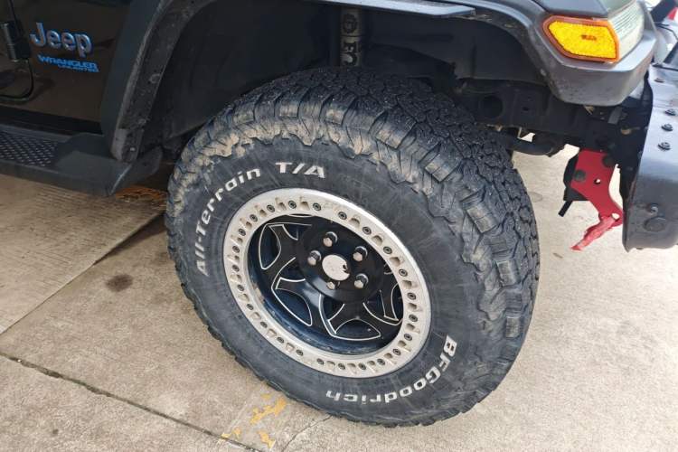 Used Jeep Wrangler New Energy 2021 Four-Door 2.0T 4xe Robin Hood Right Front Wheel Hub