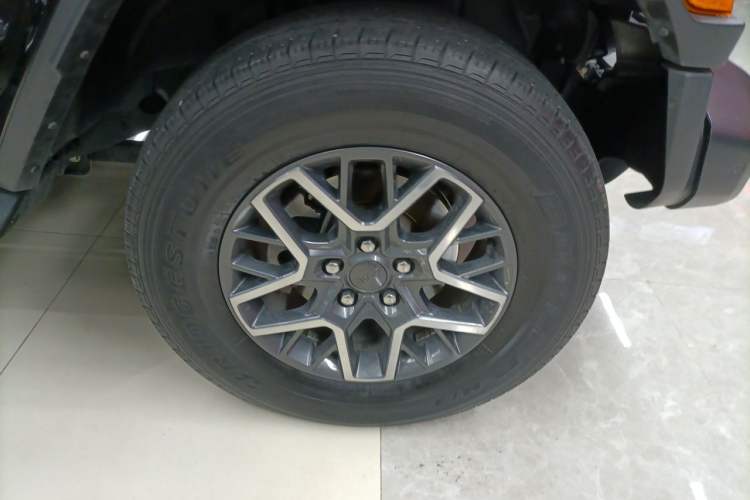 Used Jeep Wrangler New Energy 2021 Four-Door 2.0T 4xe Sahara Right Front Wheel Hub