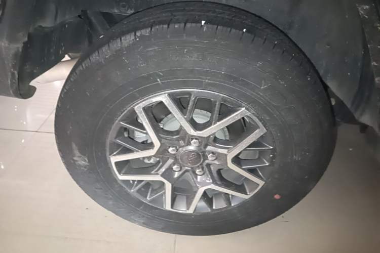 Used Jeep Wrangler New Energy 2021 Four-Door 2.0T 4xe Sahara Right Rear Wheel Hub