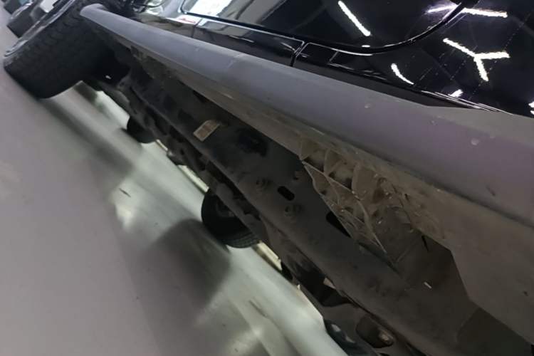 Used Jeep Wrangler New Energy 2021 Four-Door 2.0T 4xe Sahara First Edition Right Side Sill