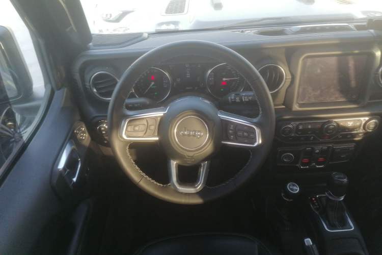 Used Jeep Wrangler New Energy 2021 Four-Door 2.0T 4xe Sahara Steering Wheel
