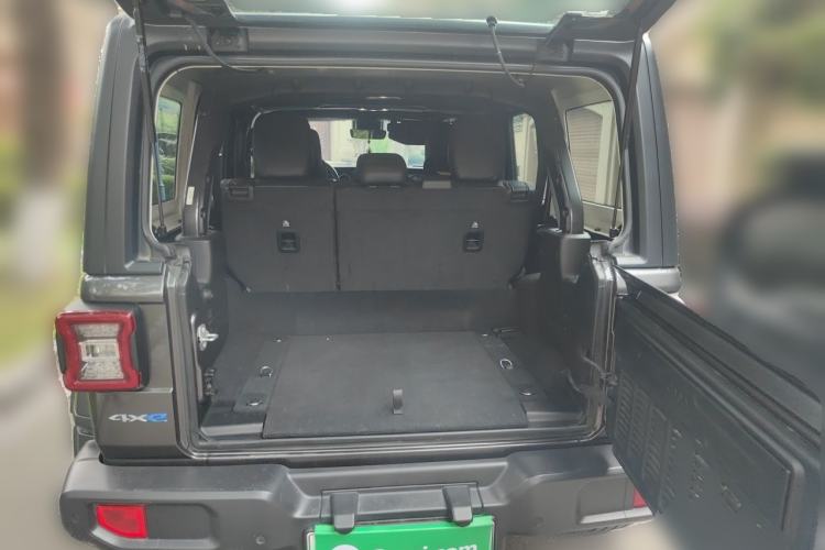 Used Jeep Wrangler New Energy 2021 Four-Door 2.0T 4xe Sahara Trunk