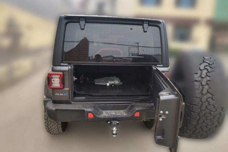Used Jeep Wrangler New Energy 2021 Four-Door 2.0T 4xe Sahara First Edition Trunk