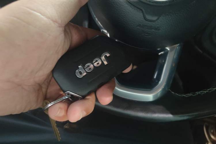 Used Jeep Wrangler New Energy 2021 Four-Door 2.0T 4xe Sahara Vehicle Key