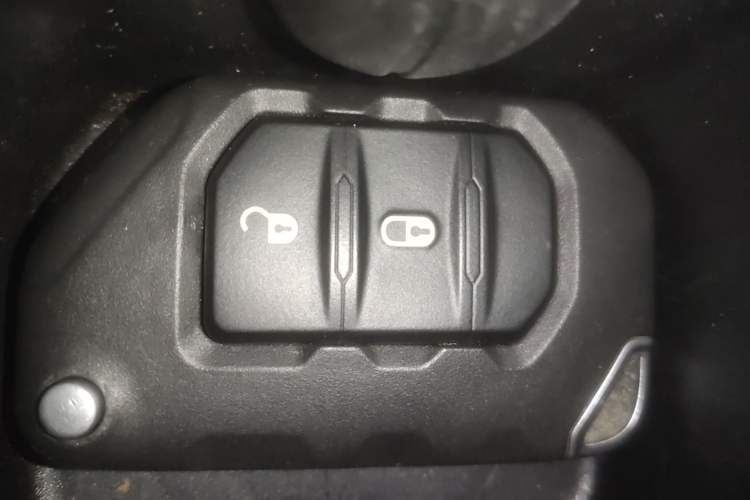 Used Jeep Wrangler New Energy 2021 Four-Door 2.0T 4xe Sahara Vehicle Key