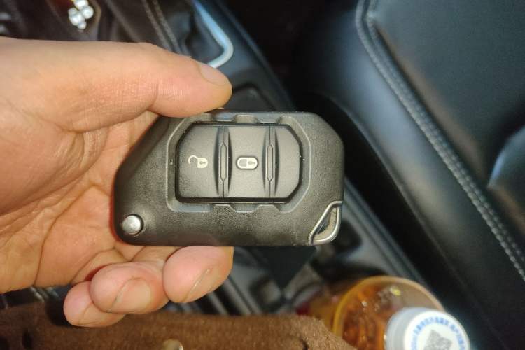 Used Jeep Wrangler New Energy 2021 Four-Door 2.0T 4xe Sahara Vehicle Key