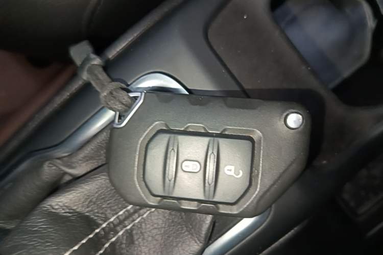 Used Jeep Wrangler New Energy 2021 Four-Door 2.0T 4xe Sahara First Edition Vehicle Key