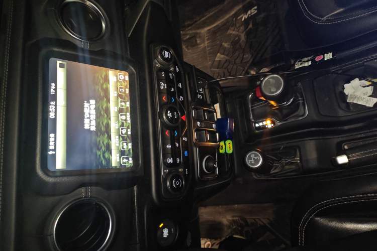 Used Jeep Wrangler New Energy 2021 Four-Door 2.0T 4xe Sahara Audio And AC Panel