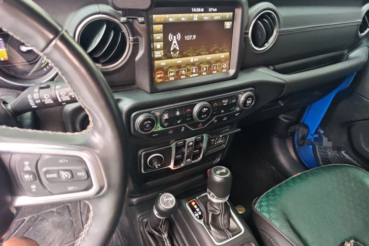 Used Jeep Wrangler New Energy 2021 Four-Door 2.0T 4xe Sahara Audio And AC Panel