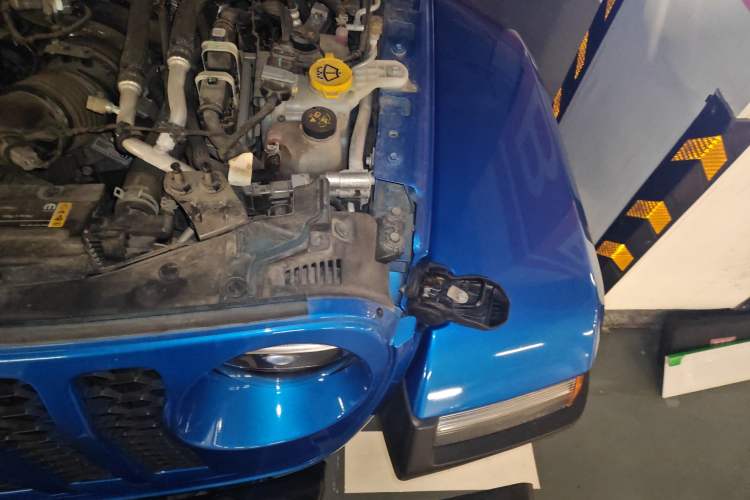 Used Jeep Wrangler New Energy 2021 Four-Door 2.0T 4xe Sahara Engine Bay Left