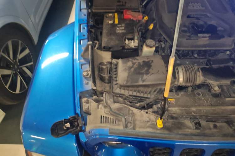Used Jeep Wrangler New Energy 2021 Four-Door 2.0T 4xe Sahara Engine Bay Right