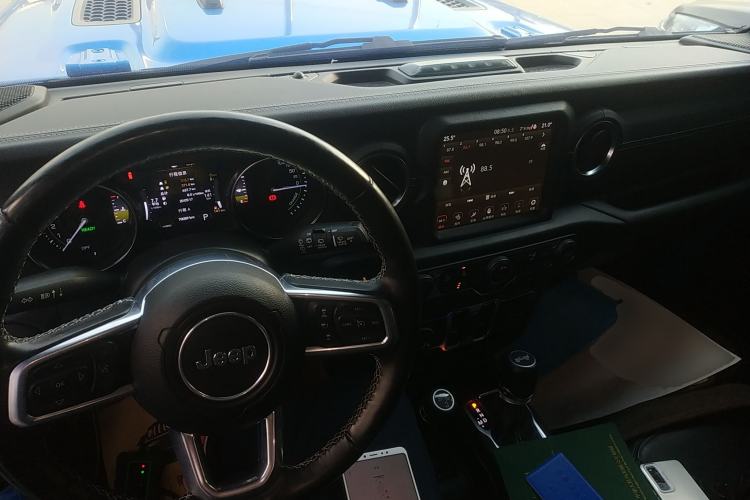Used Jeep Wrangler New Energy 2021 Four-Door 2.0T 4xe Sahara Interior 2