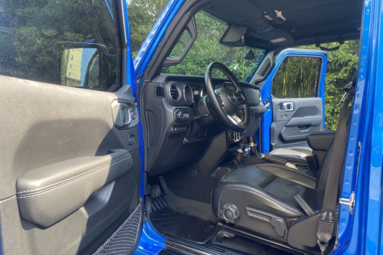 Used Jeep Wrangler New Energy 2021 Four-Door 2.0T 4xe Sahara Interior 3