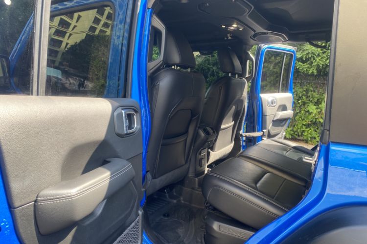 Used Jeep Wrangler New Energy 2021 Four-Door 2.0T 4xe Sahara Interior 4