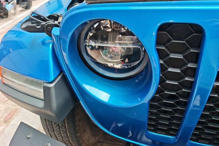 Used Jeep Wrangler New Energy 2021 Four-Door 2.0T 4xe Sahara Right Front Headlight