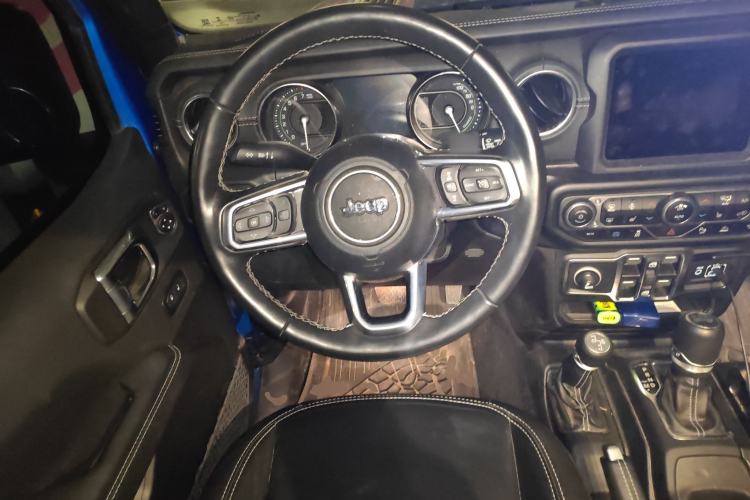 Used Jeep Wrangler New Energy 2021 Four-Door 2.0T 4xe Sahara Steering Wheel