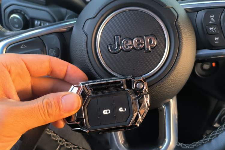 Used Jeep Wrangler New Energy 2021 Four-Door 2.0T 4xe Sahara Vehicle Key