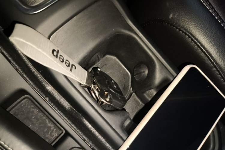 Used Jeep Wrangler New Energy 2021 Four-Door 2.0T 4xe Sahara Vehicle Key