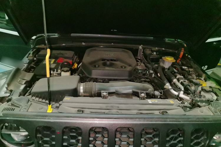 Used Jeep Wrangler New Energy 2021 Four-Door 2.0T 4xe Sahara Engine Bay