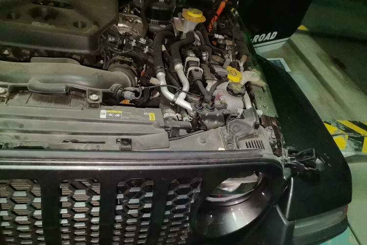 Used Jeep Wrangler New Energy 2021 Four-Door 2.0T 4xe Sahara Engine Bay Left