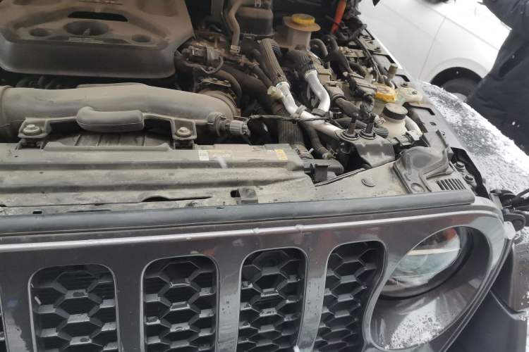 Used Jeep Wrangler New Energy 2021 Four-Door 2.0T 4xe Sahara Engine Bay Left