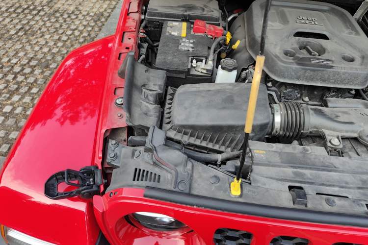 Used Jeep Wrangler New Energy 2021 Four-Door 2.0T 4xe Sahara Engine Bay Right