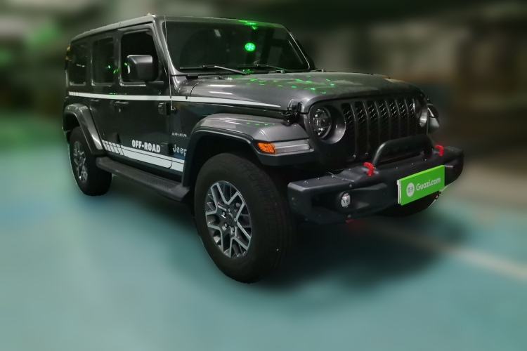 Used Jeep Wrangler New Energy 2021 Four-Door 2.0T 4xe Sahara Front Right 45 Deg