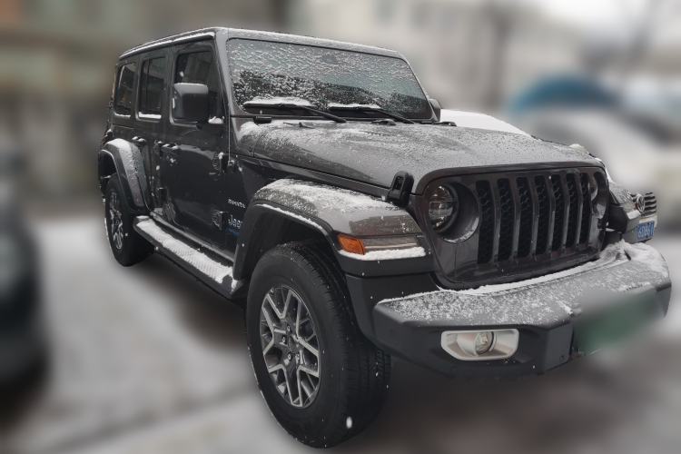 Used Jeep Wrangler New Energy 2021 Four-Door 2.0T 4xe Sahara Front Right 45 Deg