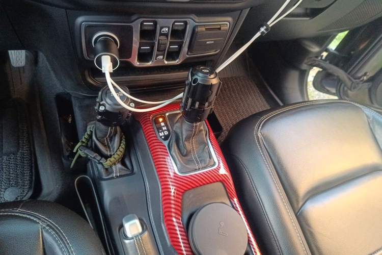 Used Jeep Wrangler New Energy 2021 Four-Door 2.0T 4xe Sahara First Edition Gear Lever
