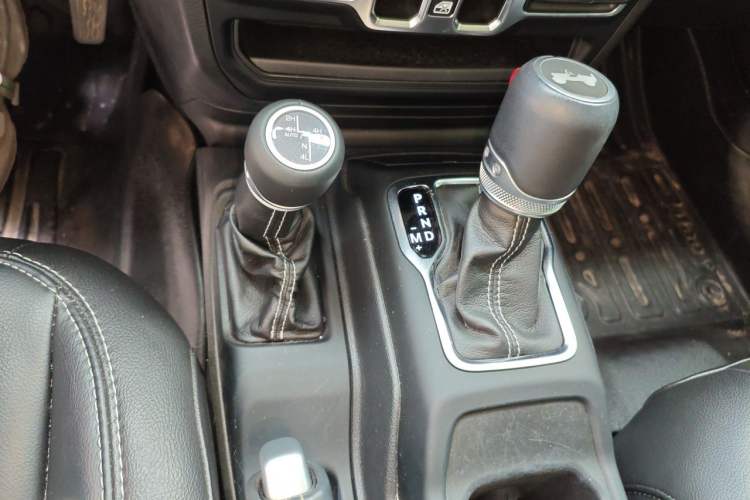 Used Jeep Wrangler New Energy 2021 Four-Door 2.0T 4xe Sahara Gear Lever