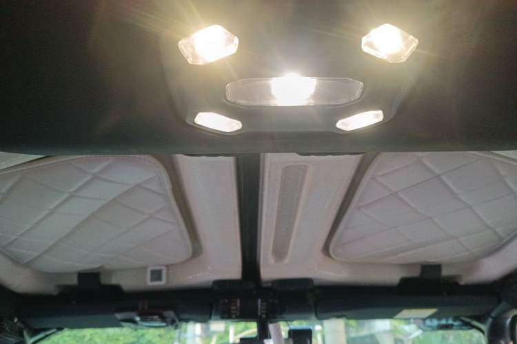 Used Jeep Wrangler New Energy 2021 Four-Door 2.0T 4xe Sahara First Edition Headliner