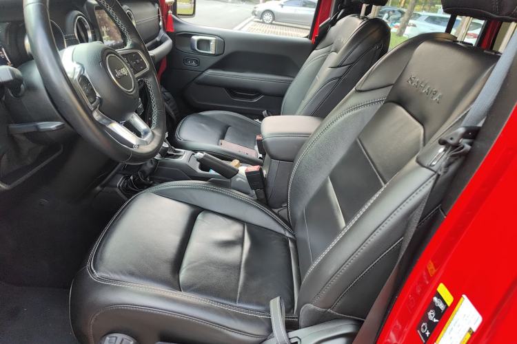 Used Jeep Wrangler New Energy 2021 Four-Door 2.0T 4xe Sahara Left Front Seat