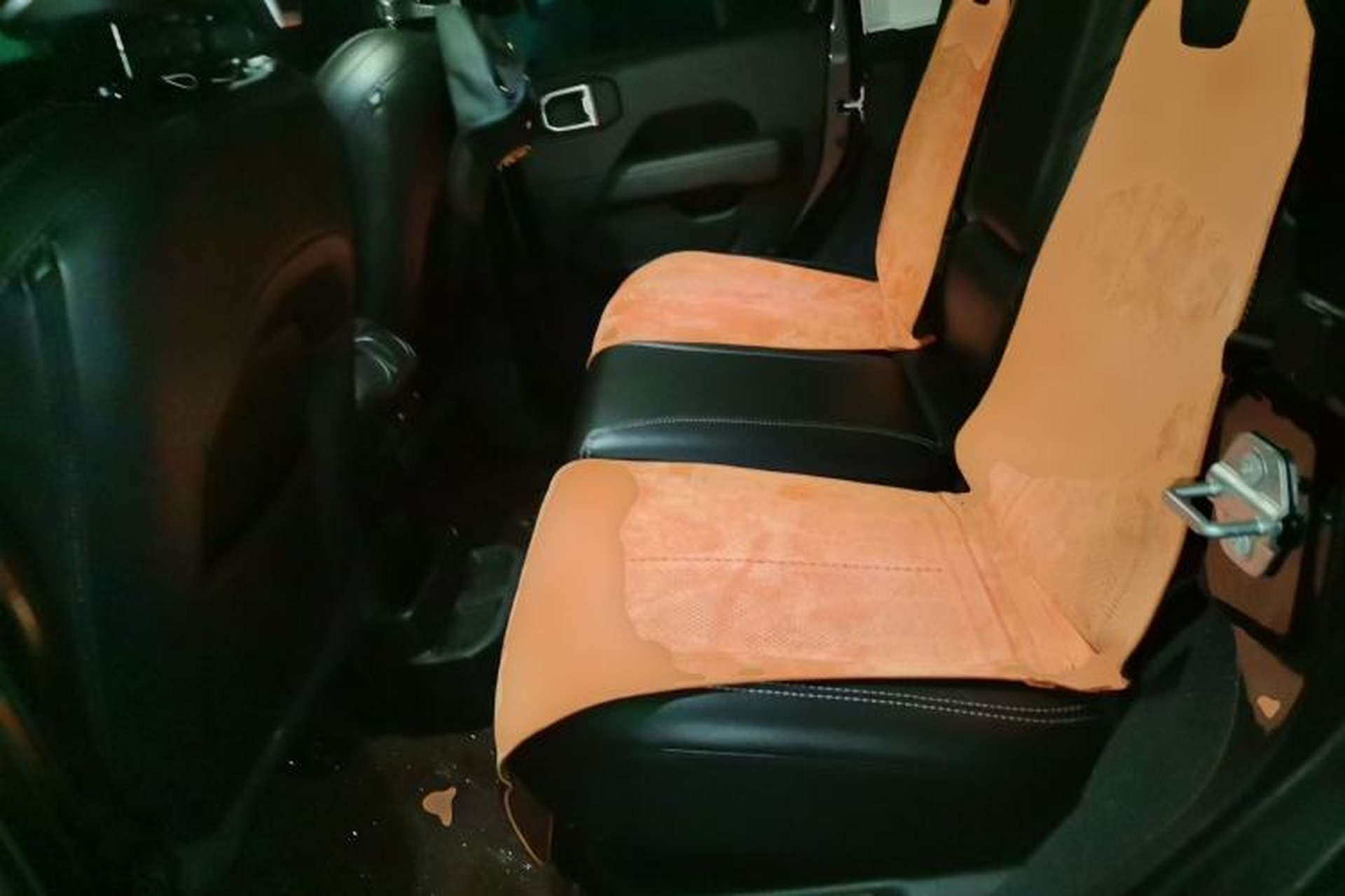 Used Jeep Wrangler New Energy 2021 Four-Door 2.0T 4xe Sahara Left Rear Seat