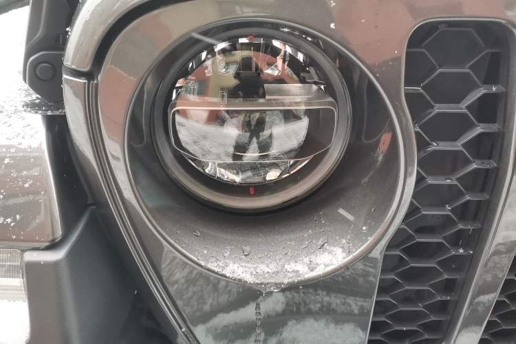 Used Jeep Wrangler New Energy 2021 Four-Door 2.0T 4xe Sahara Right Front Headlight