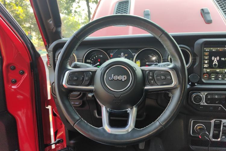 Used Jeep Wrangler New Energy 2021 Four-Door 2.0T 4xe Sahara Steering Wheel