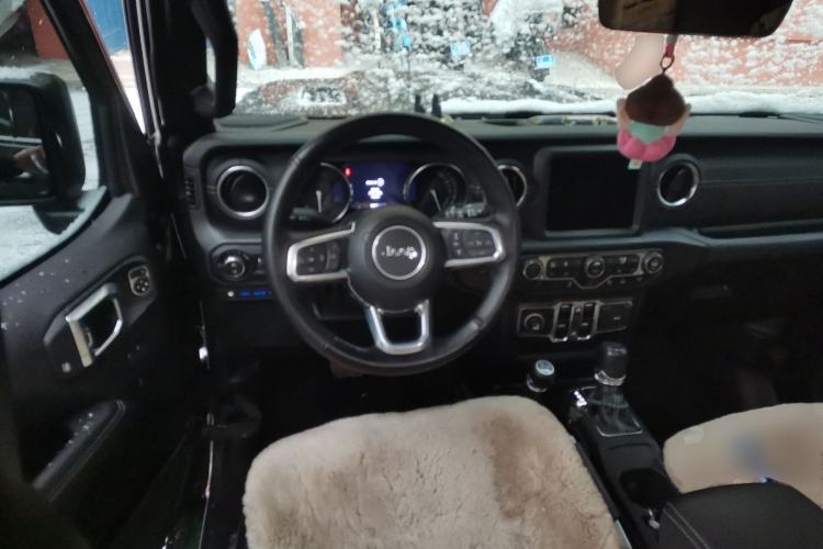 Used Jeep Wrangler New Energy 2021 Four-Door 2.0T 4xe Sahara Steering Wheel