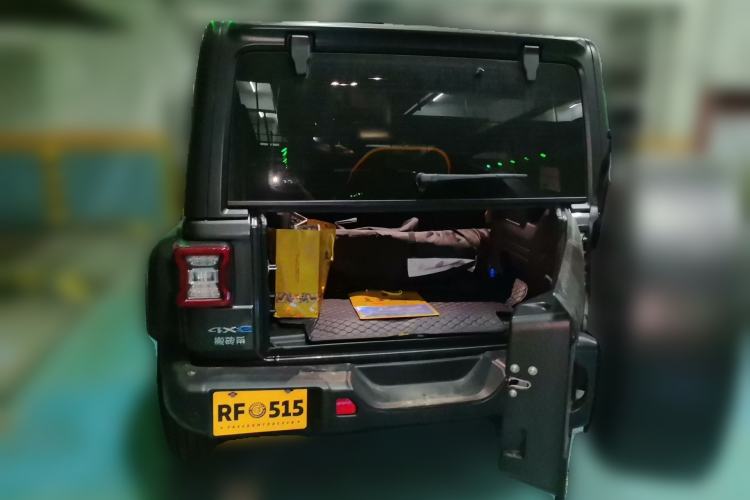 Used Jeep Wrangler New Energy 2021 Four-Door 2.0T 4xe Sahara Trunk