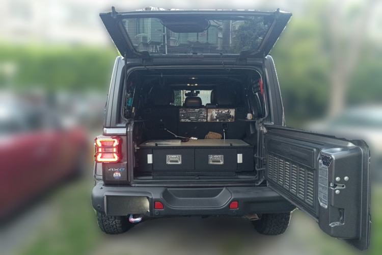 Used Jeep Wrangler New Energy 2021 Four-Door 2.0T 4xe Sahara First Edition Trunk