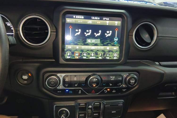 Used Jeep Wrangler New Energy 2021 Four-Door 2.0T 4xe Sahara First Edition Audio And AC Panel
