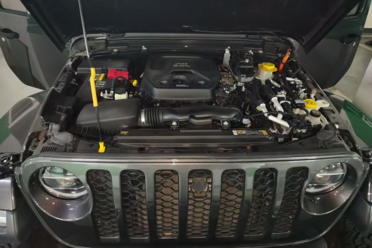 Used Jeep Wrangler New Energy 2021 Four-Door 2.0T 4xe Sahara Engine Bay
