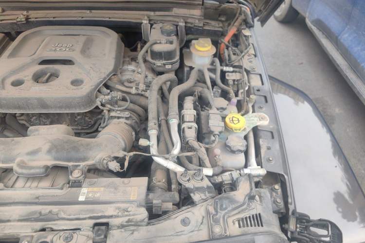 Used Jeep Wrangler New Energy 2021 Four-Door 2.0T 4xe Sahara Engine Bay Left